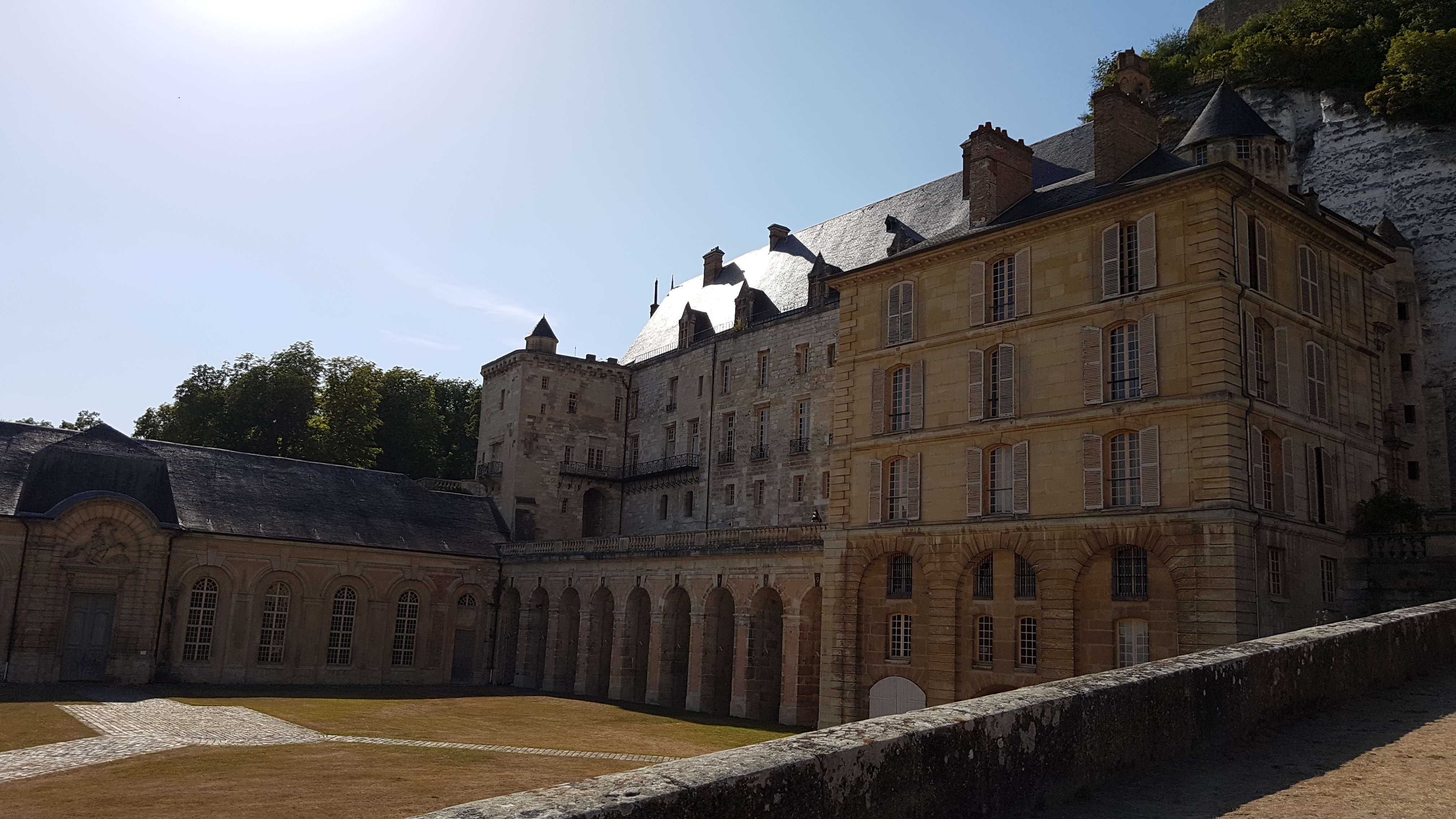 Photo n° 6 de l'avis de Jean.h fait le 09/08/2020 à 21:25