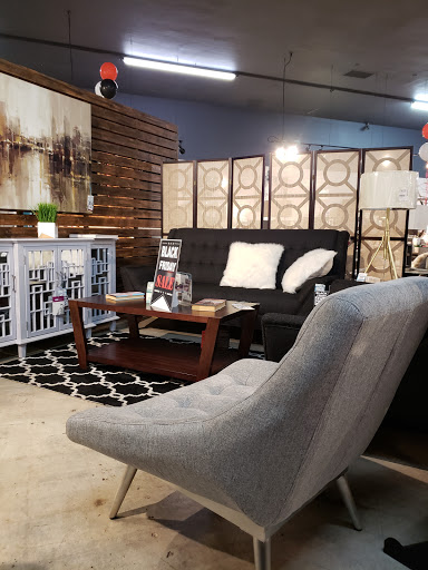 Furniture Store «Caravana Furniture», reviews and photos, 975 Long Beach Blvd, Long Beach, CA 90813, USA