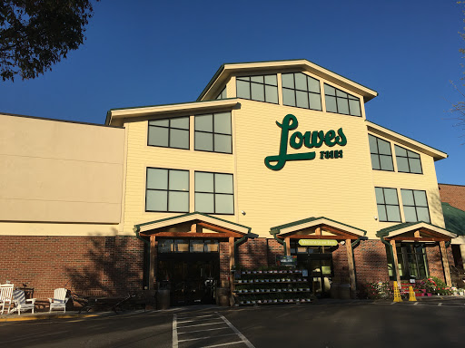 Lowes Foods on Strickland Road