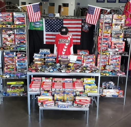 Thrift Store «Goodwill Woodlake Retail Store», reviews and photos, 14740 Hull Street Rd, Chesterfield, VA 23832, USA