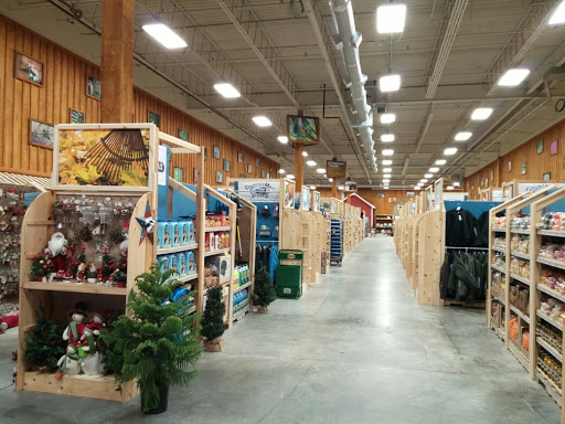 Pet Supply Store «CountryMax - Dewitt», reviews and photos, 3179 Erie Blvd E, Syracuse, NY 13214, USA