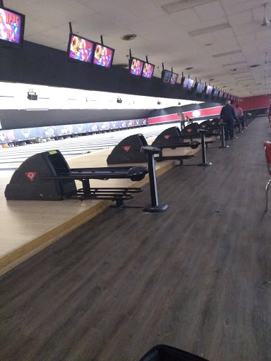 Bowling Alley «AMF Brookgate Lanes», reviews and photos, 14950 Snow Rd, Brook Park, OH 44142, USA