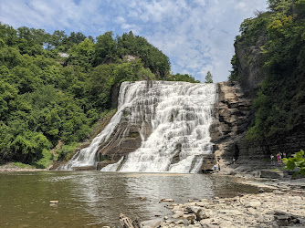 Ithaca Falls Trail