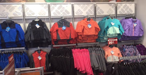 Sportswear Store «Columbia Sportswear Outlet Store», reviews and photos, 402 Outlet Center Dr, Queenstown, MD 21658, USA