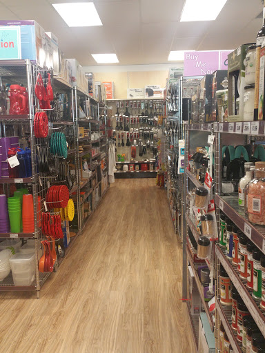 Outlet Mall «Sanibel Outlets», reviews and photos, 20350 Summerlin Rd, Fort Myers, FL 33908, USA