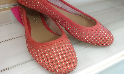 Outlet Store «VF Outlet», reviews and photos, 1124 Fashion Ridge Rd, Dry Ridge, KY 41035, USA