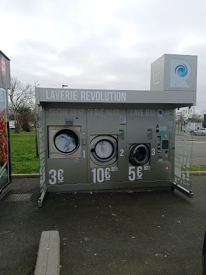 Laverie Revolution laundry à Lamballe-Armor