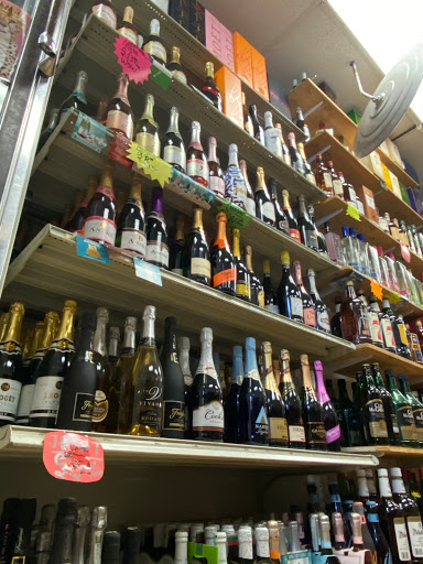 Liquor Store «Jerusalem Plaza Liquor», reviews and photos, 438 Jerusalem Ave, Hicksville, NY 11801, USA