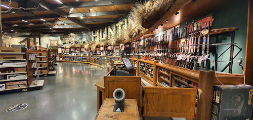 Sporting Goods Store «Bass Pro Shops», reviews and photos, 5160 Cherry Ave, San Jose, CA 95118, USA