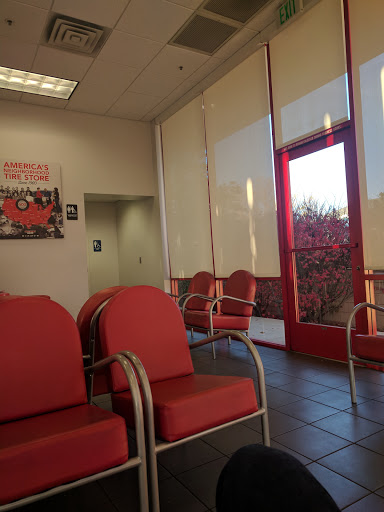 Tire Shop «Discount Tire Store - West Jordan, UT», reviews and photos, 1652 7000 S, West Jordan, UT 84084, USA