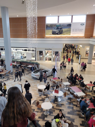 Shopping Mall «The Fashion Mall at Keystone», reviews and photos, 8702 Keystone Crossing, Indianapolis, IN 46240, USA