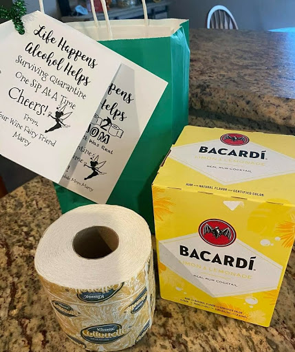 Liquor Store «Exotic Warehouse Wines & Liquors», reviews and photos, 111 W Hoffman Ave, Lindenhurst, NY 11757, USA