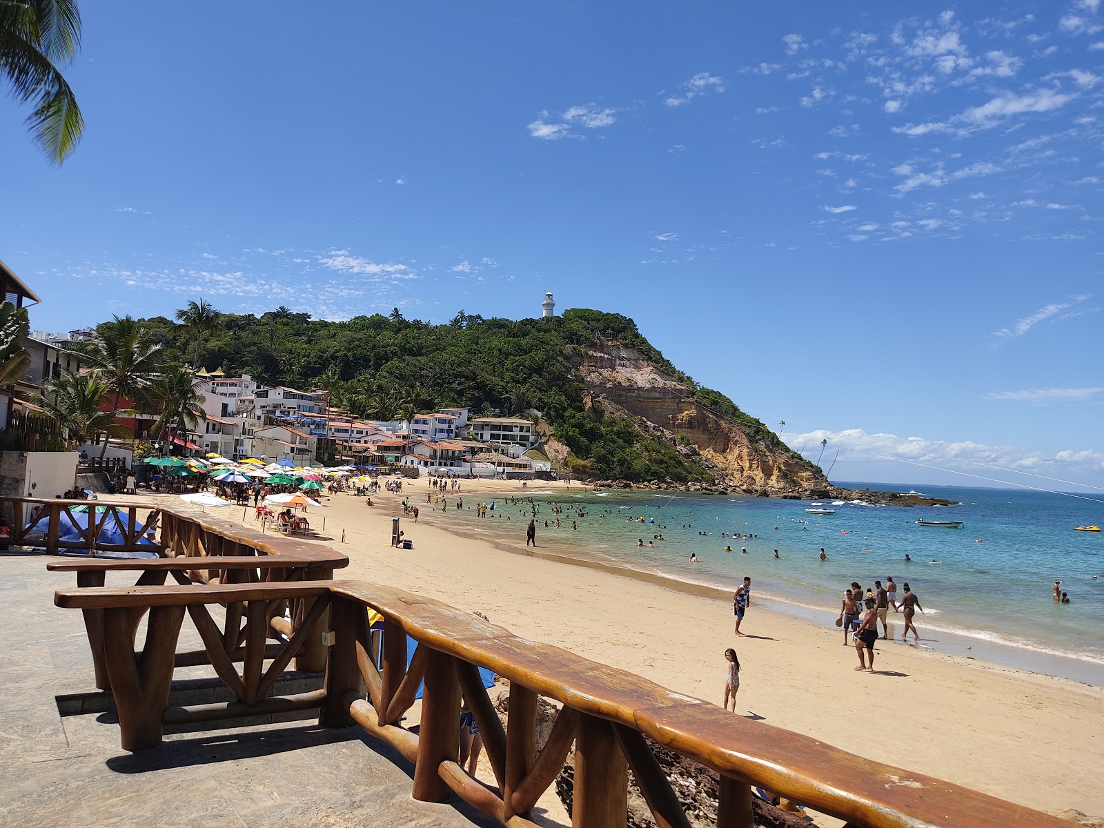 Foto de Praia da 1a com alto nível de limpeza