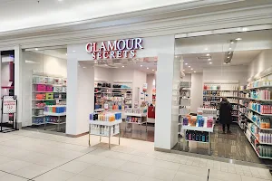 Glamour Secrets | Mic Mac Mall image