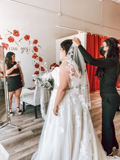 Bridal Shop «GARNET + grace Bridal Boutique», reviews and photos, 1643 Industrial Pkwy W, Hayward, CA 94544, USA