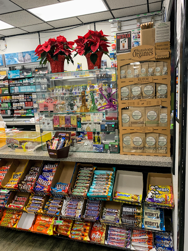 Grocery Store «Super Market», reviews and photos, 8210 SE Division St, Portland, OR 97266, USA