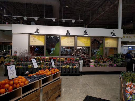 Grocery Store «Harvest Market», reviews and photos, 2029 S Neil St, Champaign, IL 61820, USA