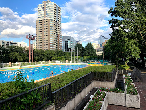 Meguro Residents' Center Indoor Swimming Pool