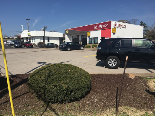 Oil Change Service «Jiffy Lube», reviews and photos, 14701 Manchester Rd, Ballwin, MO 63011, USA