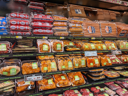 Grocery Store «Gourmet Glatt Kosher Meat Market», reviews and photos, 137 Spruce St, Cedarhurst, NY 11516, USA