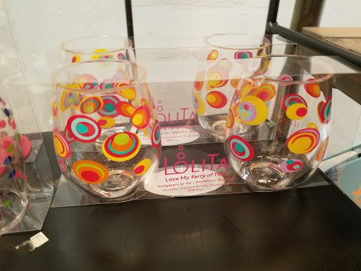 Picture Frame Shop «Crying Shame Frame Shop & Gifts», reviews and photos, 103 N Church Ln, Tappahannock, VA 22560, USA