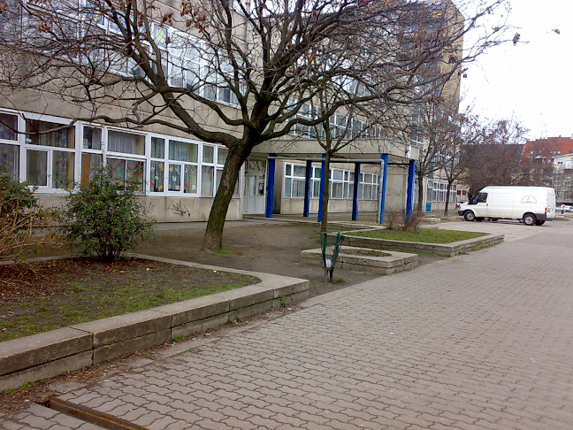 Értékelések erről a helyről: Lázár Ervin Általános Iskola, Budapest - Iskola