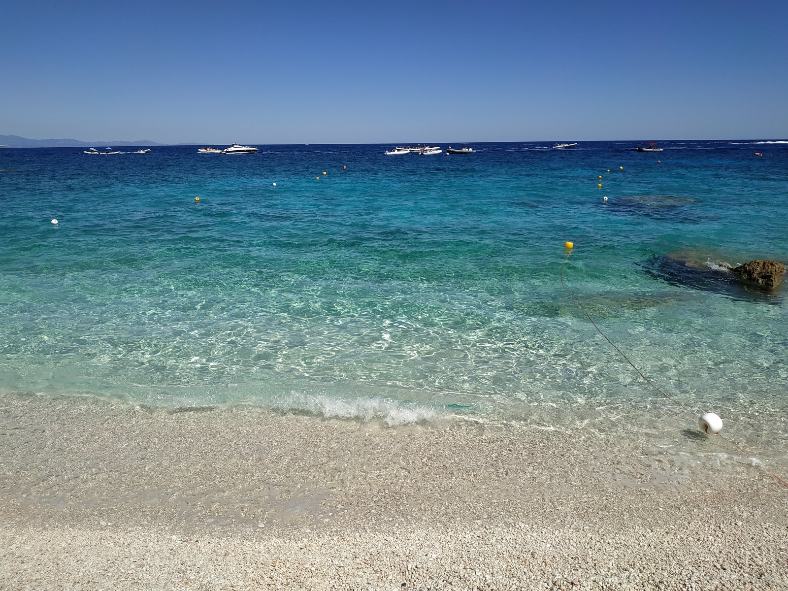 Foto von Cala Mariolu annehmlichkeitenbereich