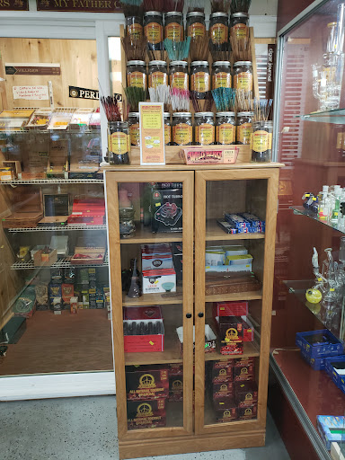 Tobacco Shop «Kenmore smoke shop», reviews and photos, 7016 Bothell Way NE b, Kenmore, WA 98028, USA