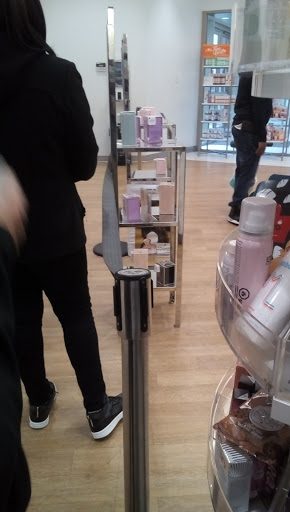 Hair Salon «Ulta Beauty», reviews and photos, 200 Baychester Ave #122a, Bronx, NY 10475, USA