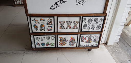 Tattoo Shop «House of Ink», reviews and photos, 8 Brooks Ave, Venice, CA 90291, USA