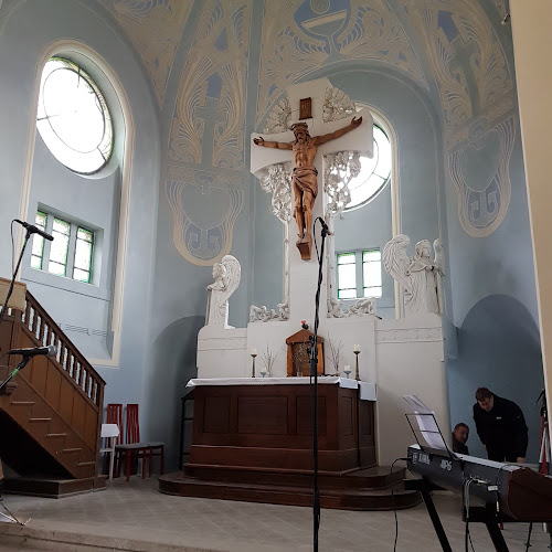 Recenze na Kostel Povýšení svatého Kříže v Jablonec nad Nisou - Kostel