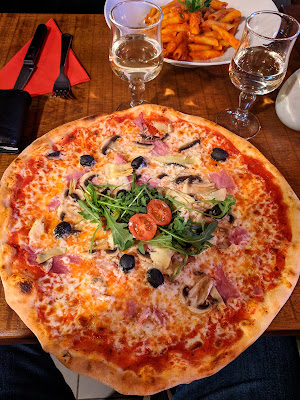 La Stella à Paris