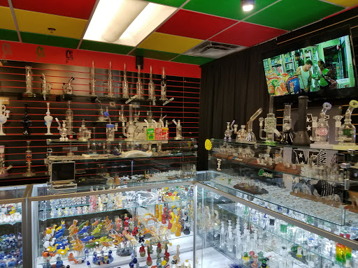 Tobacco Shop «Glass Monkey Smoke Shop», reviews and photos, 7309 E Stetson Dr, Scottsdale, AZ 85251, USA