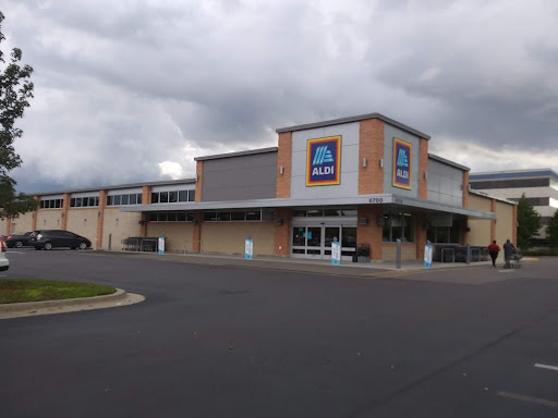 Supermarket «ALDI», reviews and photos, 6700 66th St N, Pinellas Park, FL 33781, USA