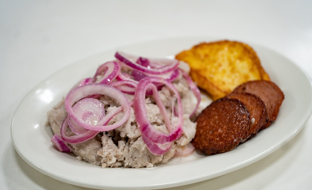 Calderon Supermarket & Restaurant 01841