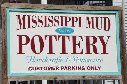 Pottery Store «Mississippi Mud Pottery», reviews and photos, 310 E Broadway, Alton, IL 62002, USA