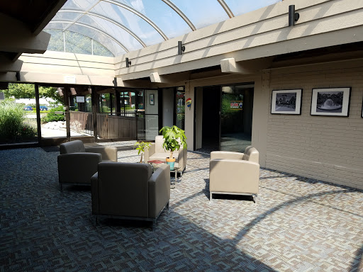 Real Estate Agency «RE/MAX of Naperville», reviews and photos, 1200 Iroquois Ave, Naperville, IL 60563, USA