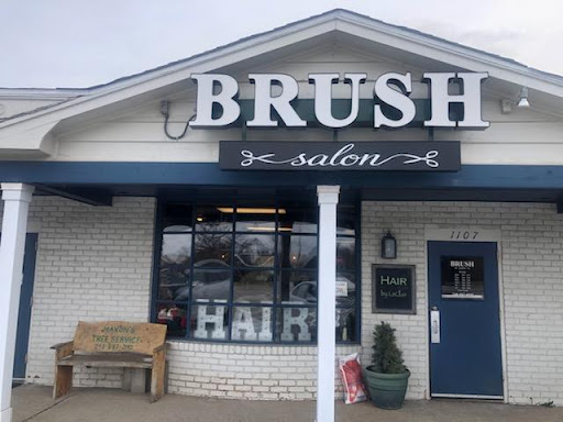 Beauty Salon «J Klips Family Hair care», reviews and photos, 2944 E Highland Rd, Highland Charter Twp, MI 48356, USA