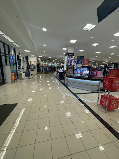 Department Store «Belk», reviews and photos, 600 Friendly Center Rd, Greensboro, NC 27408, USA