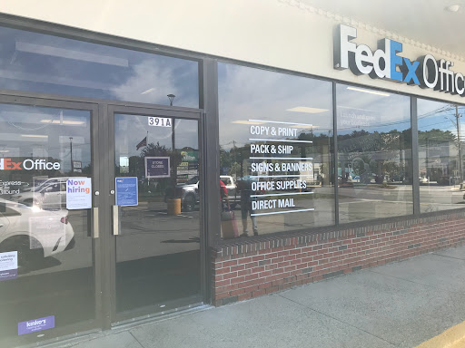 Print Shop «FedEx Office Print & Ship Center», reviews and photos, 391 S Broadway Suite A, Salem, NH 03079, USA