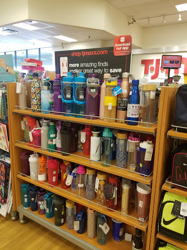 Department Store «T.J. Maxx», reviews and photos, 239 Memorial Ave, West Springfield, MA 01089, USA