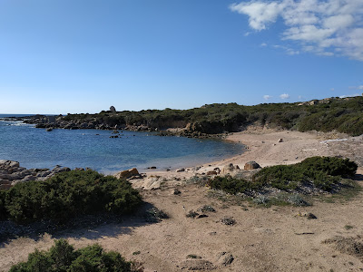 Plage n°5 de la Testa à Figari