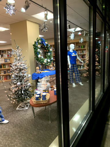 Book Store «The University Store on Fifth», reviews and photos, 4000 Fifth Ave, Pittsburgh, PA 15213, USA