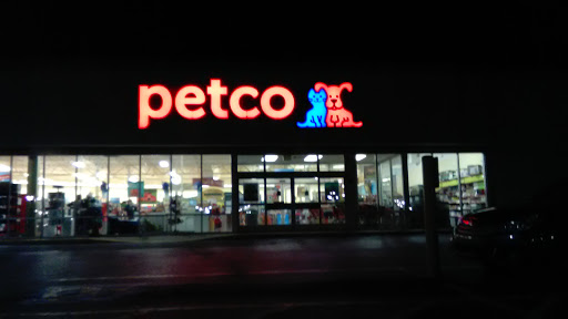 Pet Supply Store «Petco Animal Supplies», reviews and photos, 1960 Edinboro Rd, Erie, PA 16509, USA