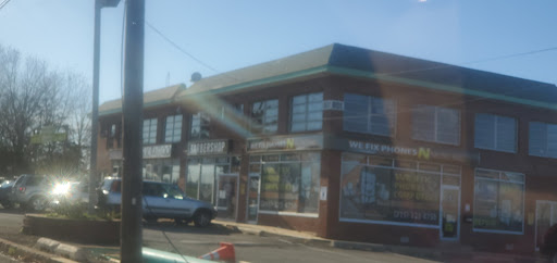 Cell Phone Store «Abington Phone Repair», reviews and photos, 1751 Old York Rd, Abington, PA 19001, USA