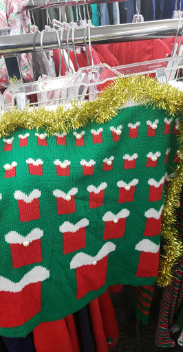 Thrift Store «Goodwill Windsor Woods Retail Store», reviews and photos, 229 S Rosemont Rd, Virginia Beach, VA 23452, USA