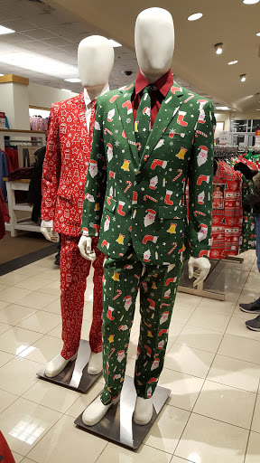 Shopping Mall «Village Of Rochester Hills», reviews and photos, 104 Adams Rd, Rochester, MI 48309, USA