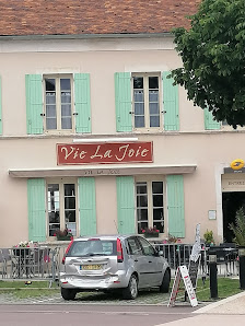 Vie La Joie 3 Pl. de la Mairie, 89290 Venoy, France