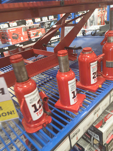 Hardware Store «Harbor Freight Tools», reviews and photos, 356 S Broadway STE 3, Salem, NH 03079, USA