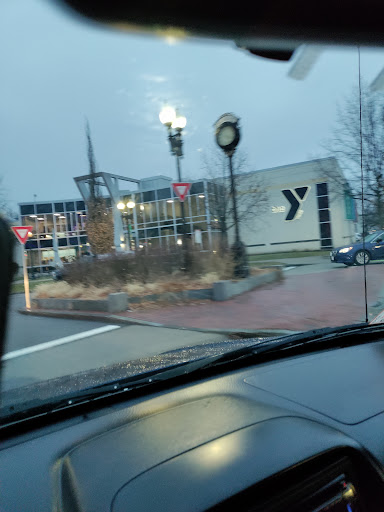 Youth Organization «Oak Square YMCA», reviews and photos, 615 Washington St, Brighton, MA 02135, USA